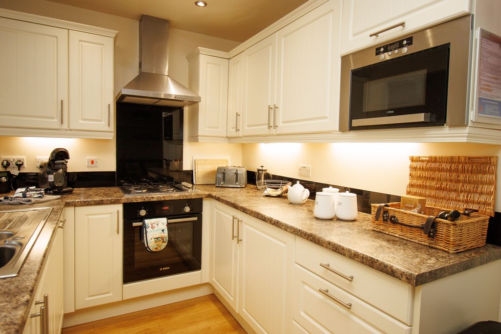 Property photo 2 of 16