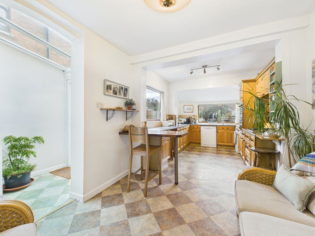 Property photo 2 of 22 Kitchen/Diner