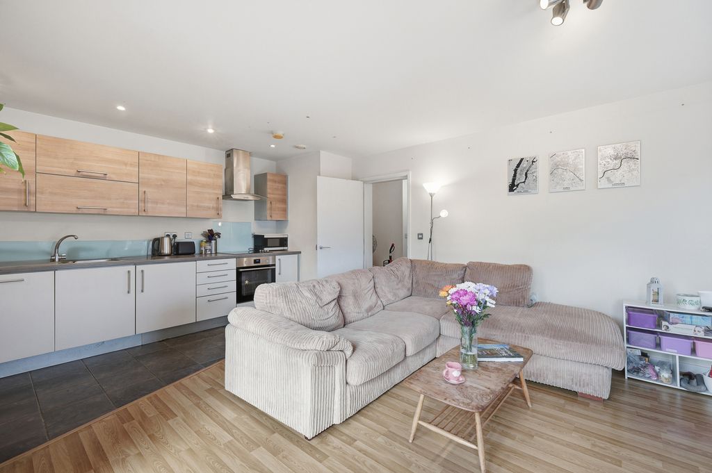 Property photo 3 of 12 Img_9640.Jpg