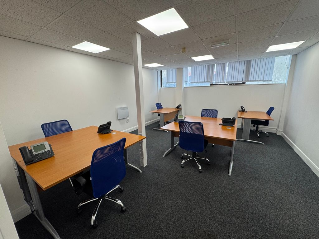 Property photo 3 of 4