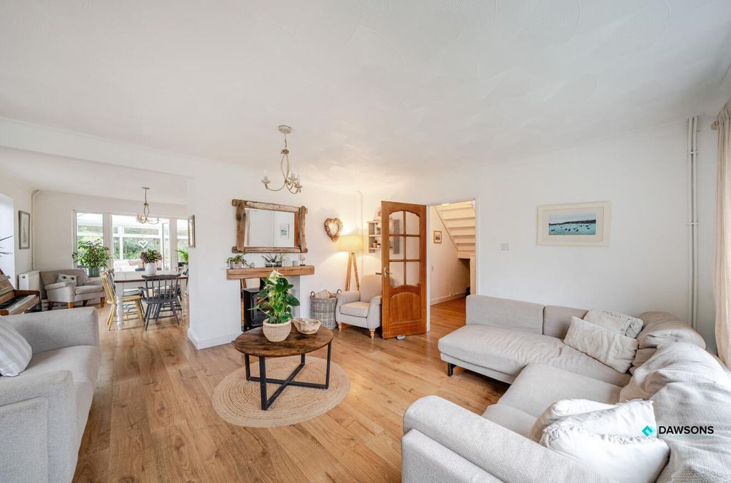 Property photo 2 of 33 F0B257c1-7211-4Bc8-9d54-B7c3002053d4.Jpg