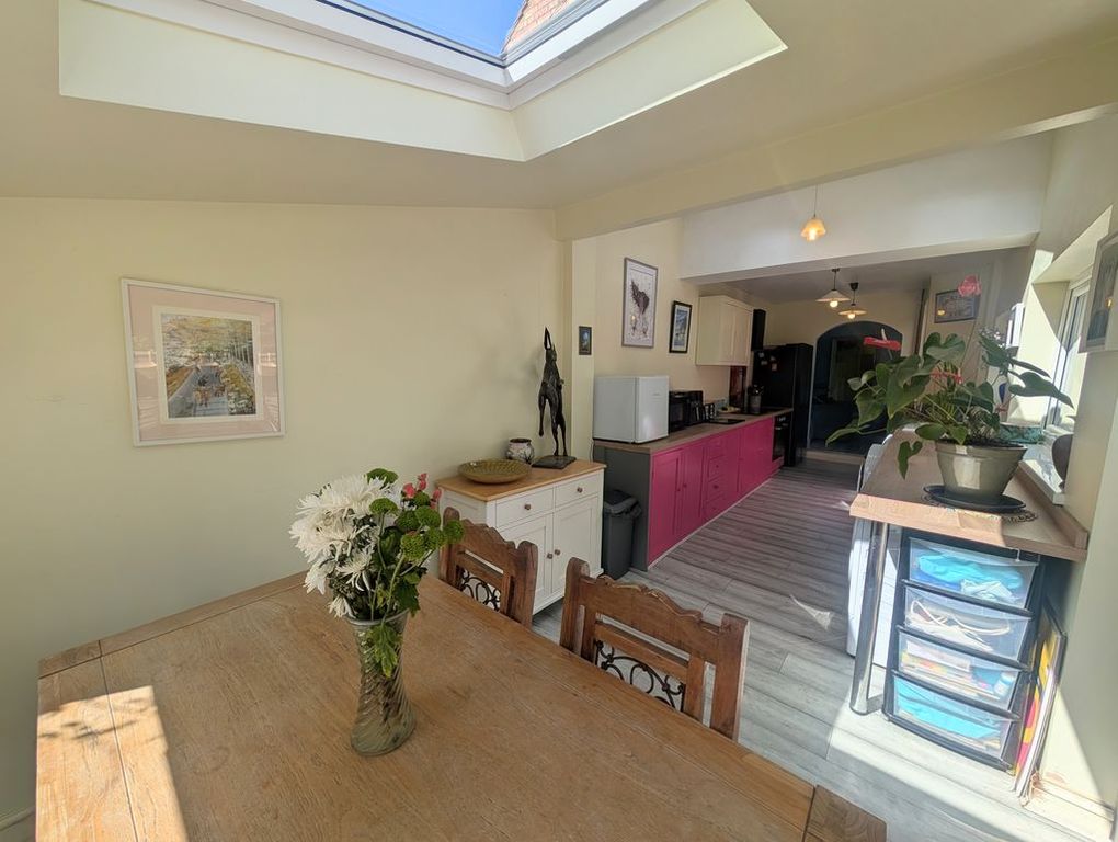 Property photo 2 of 16 Photo 9