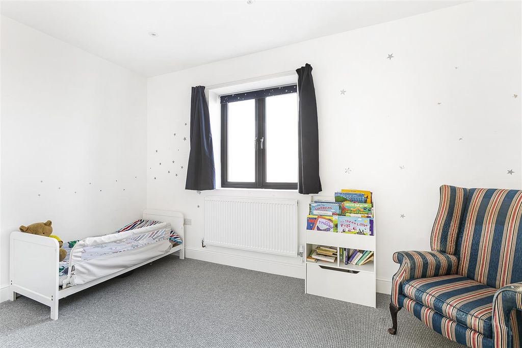 Additional image 21 of 5 bed detached house for saleOak Avenue, Enfield EN2