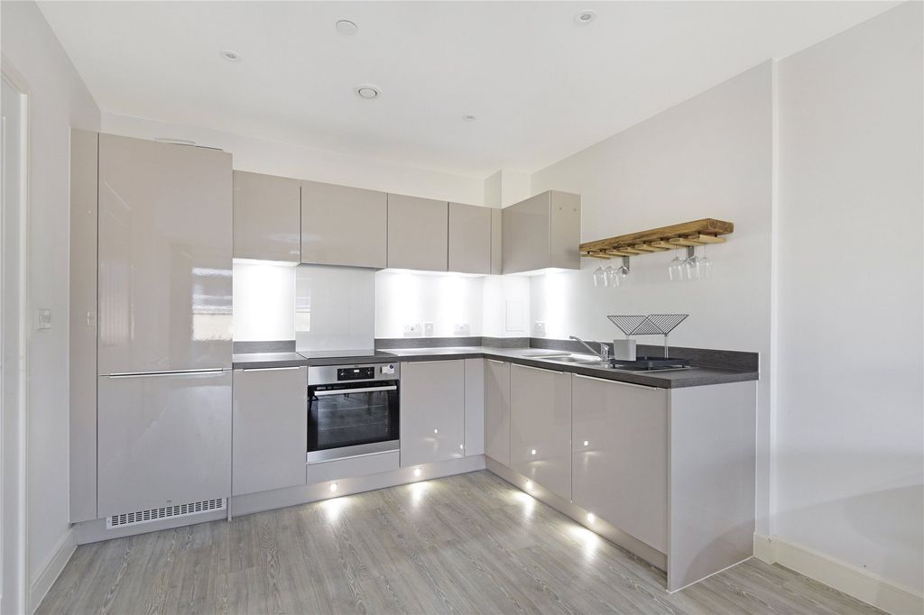 Property photo 2 of 14 Picture No. 05