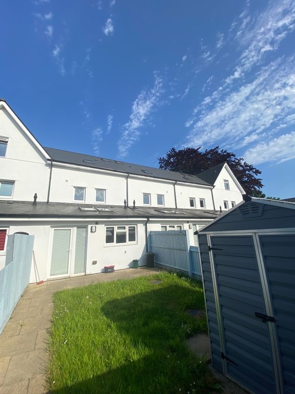 Property photo 2 of 30