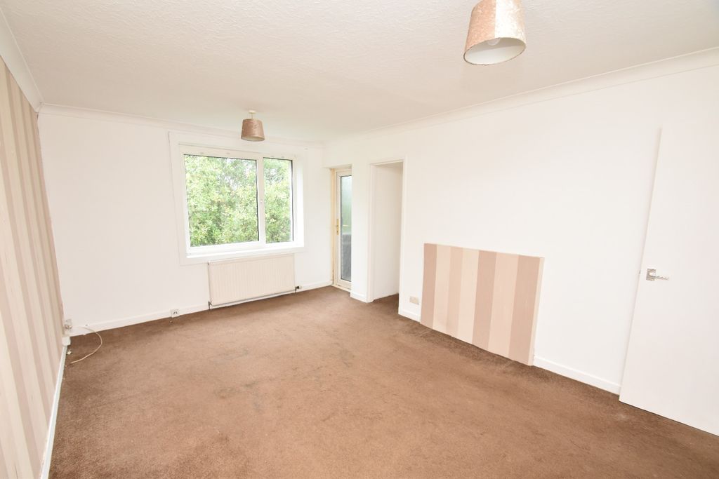 Property photo 3 of 14 4409433