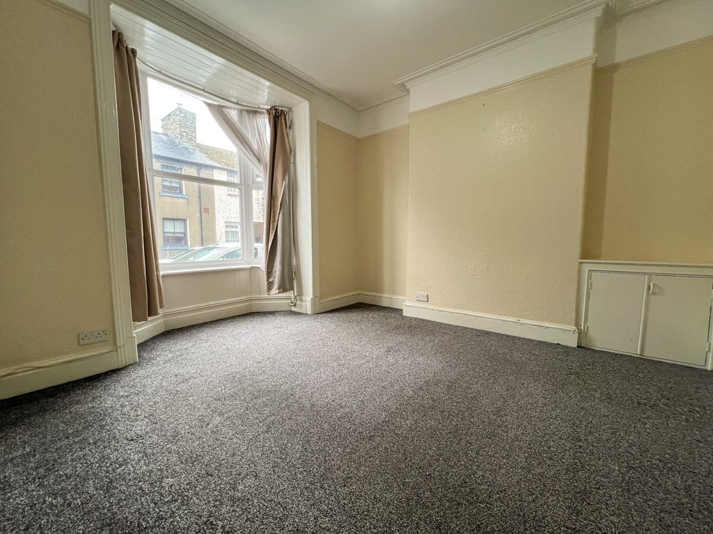 Property photo 3 of 18 Ground Floor 1st Room