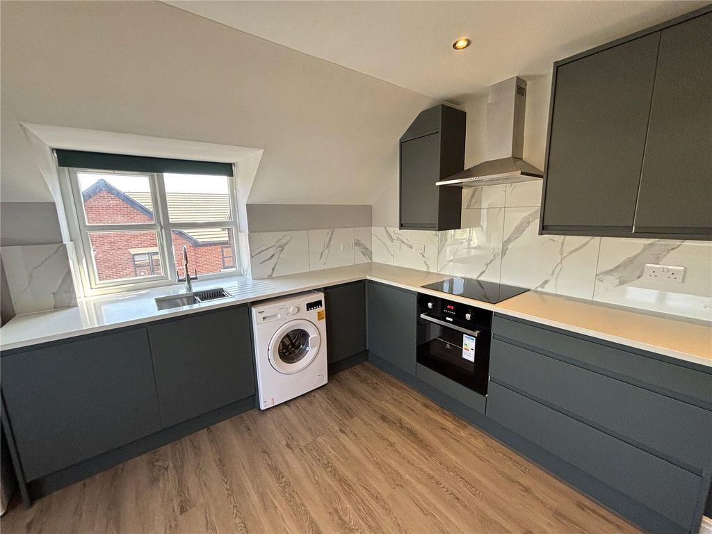 Property photo 2 of 11 Picture No. 03