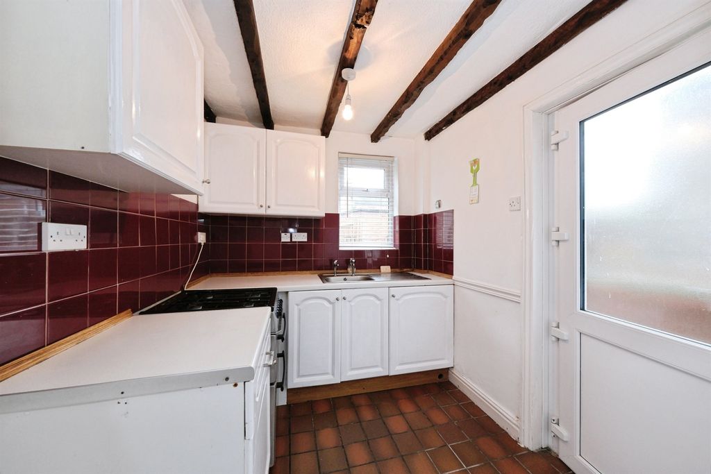 Property photo 3 of 18