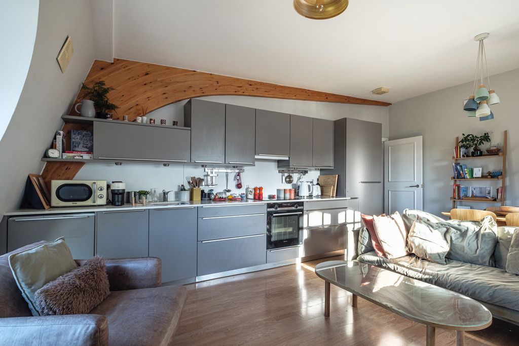 Property photo 1 of 15 October 2025 Jr (9).Jpg