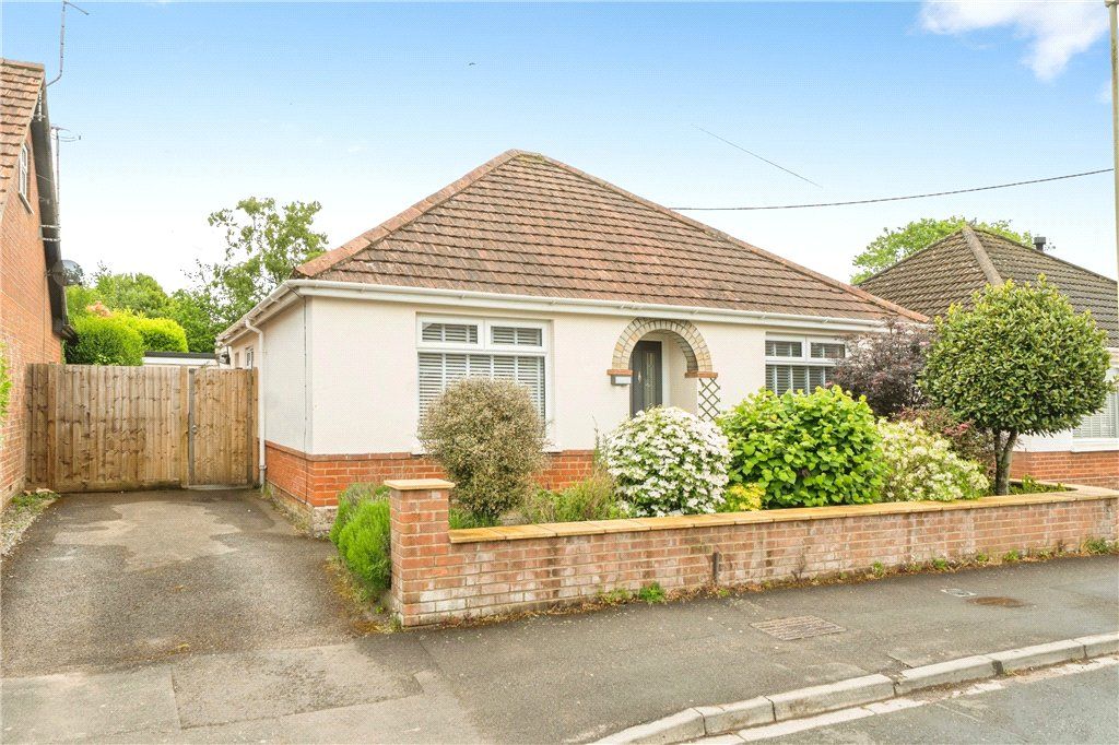 Property photo 2 of 18 Picture No. 25