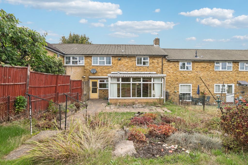 Property photo 2 of 15 4859953