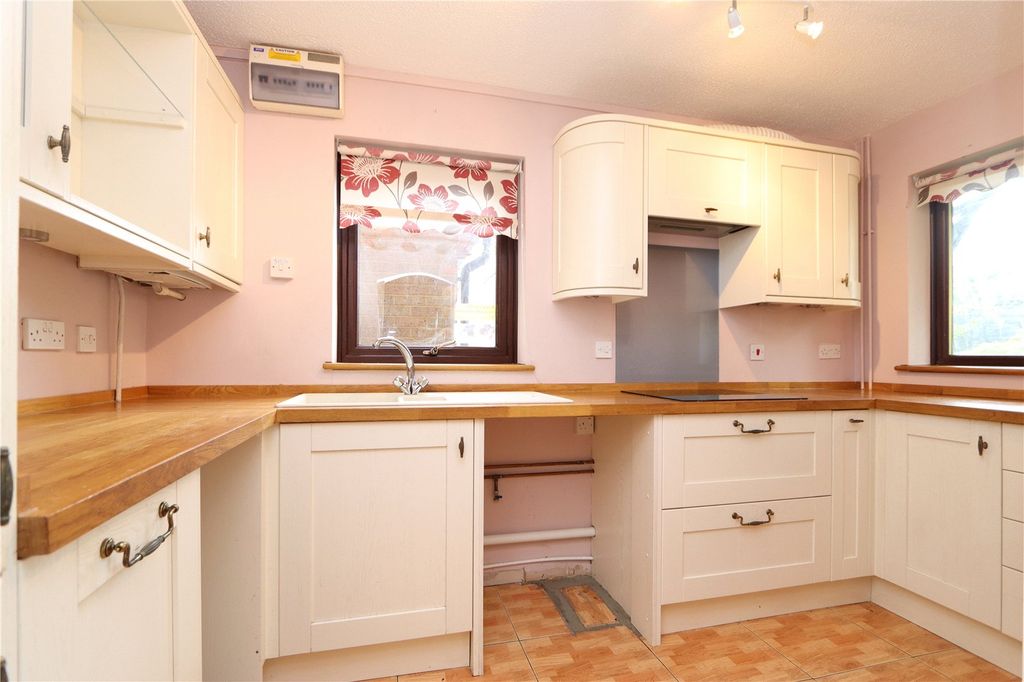 Property photo 2 of 14 Picture No. 04
