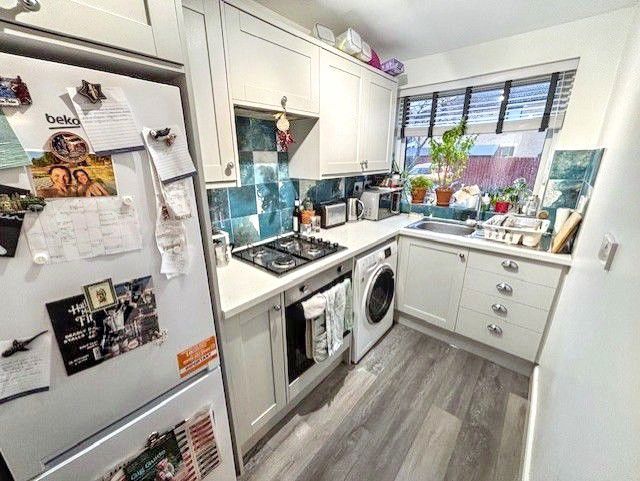 Property photo 3 of 6