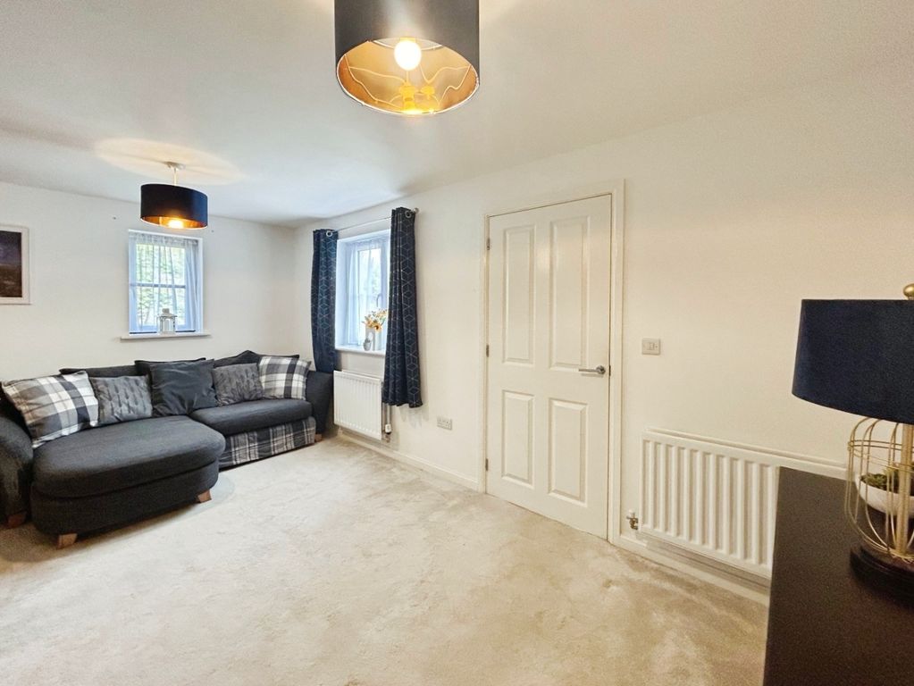 Property photo 3 of 13 5017008