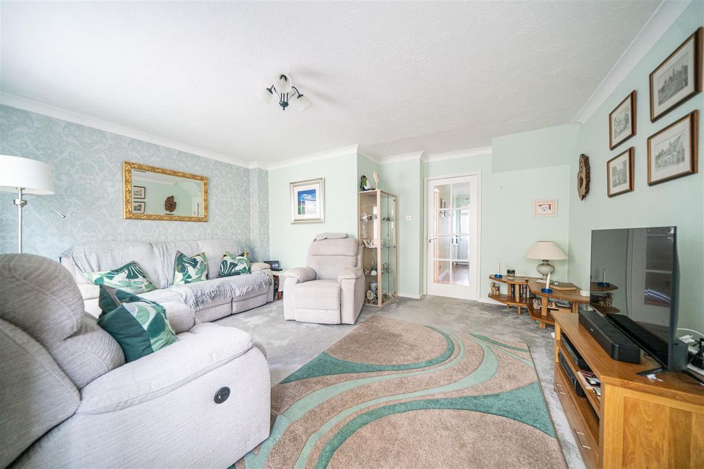 Property photo 2 of 18 M2.Jpg