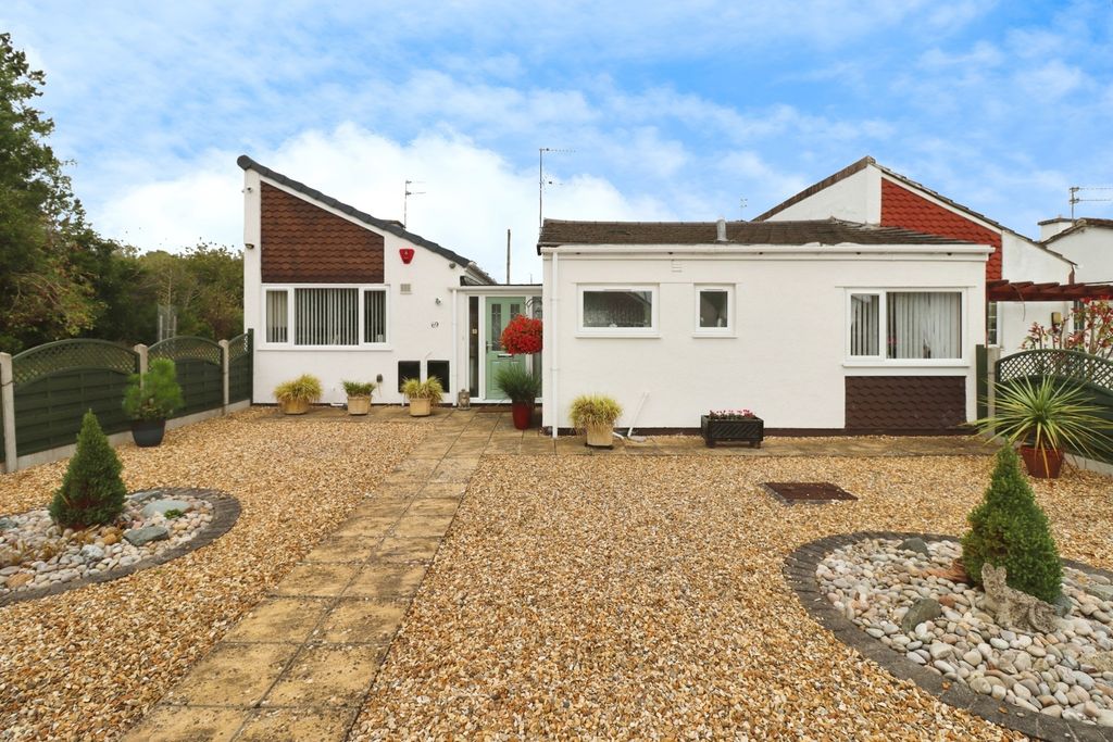 Property photo 1 of 17 Photo