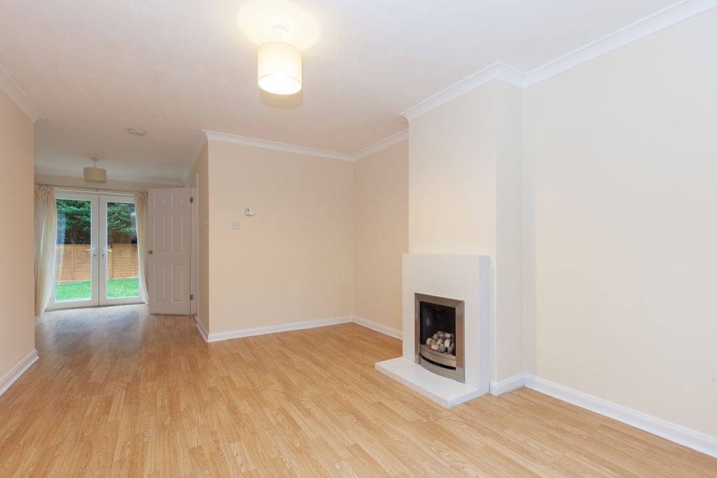 Property photo 3 of 8 178991