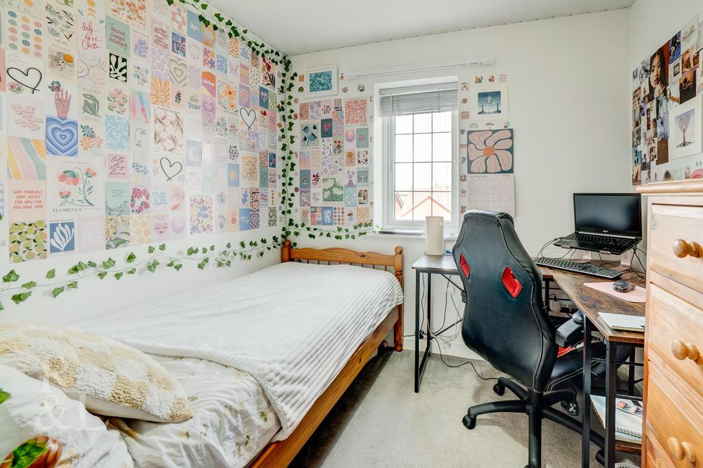 Property photo 3 of 19 B (3).Jpg