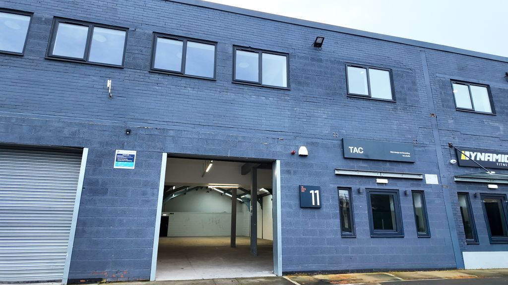 Property photo 3 of 13