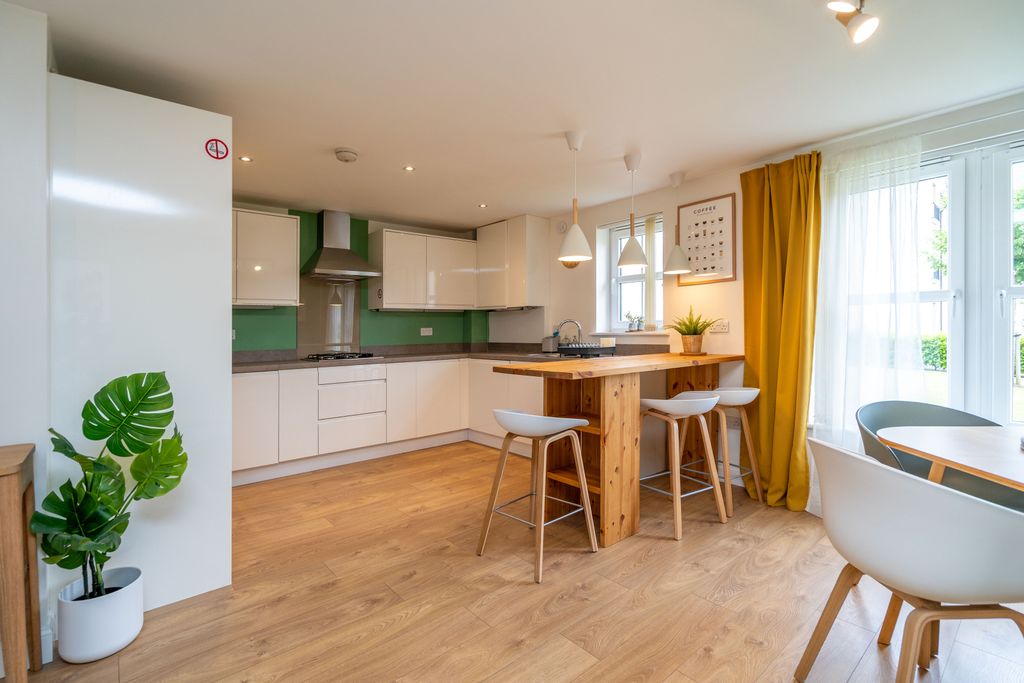 Additional image 6 of 2 bed flat for sale17A, College Medway, Dalkeith EH22