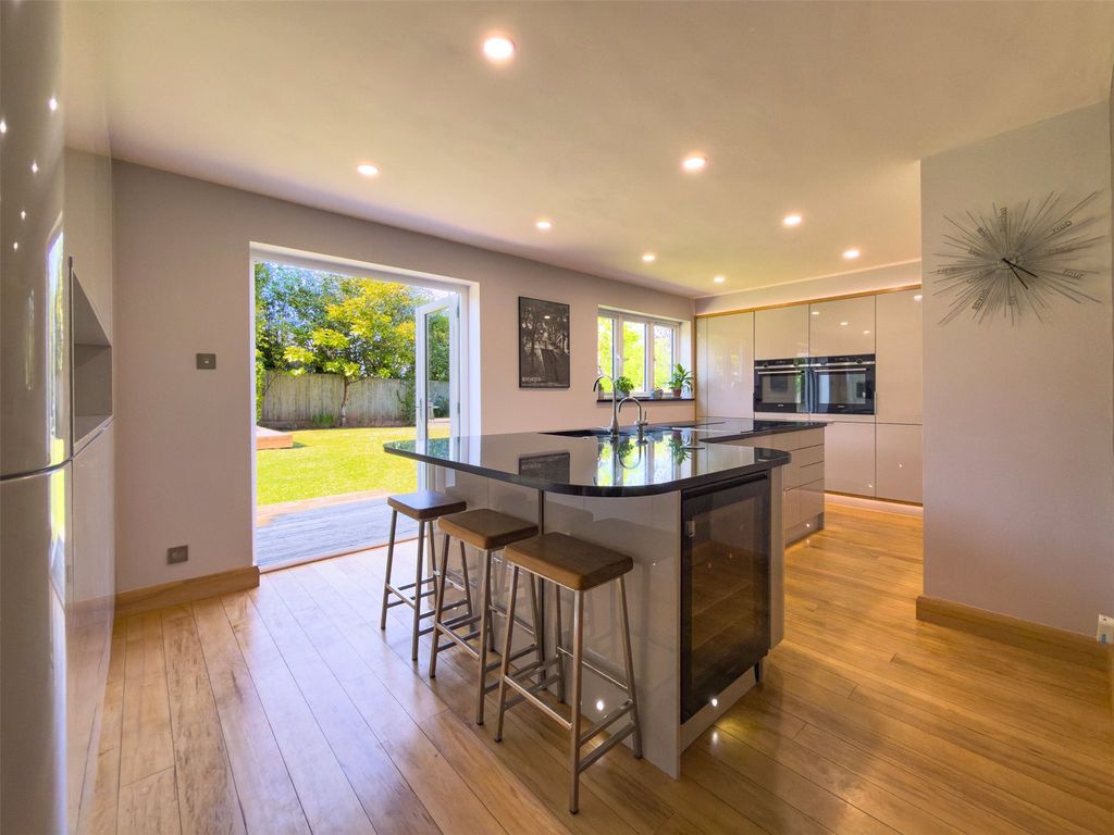 Property photo 3 of 15 Kitchen