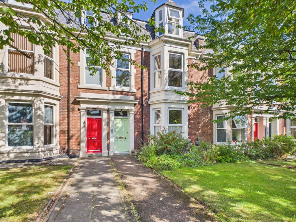 Property photo 1 of 10 External