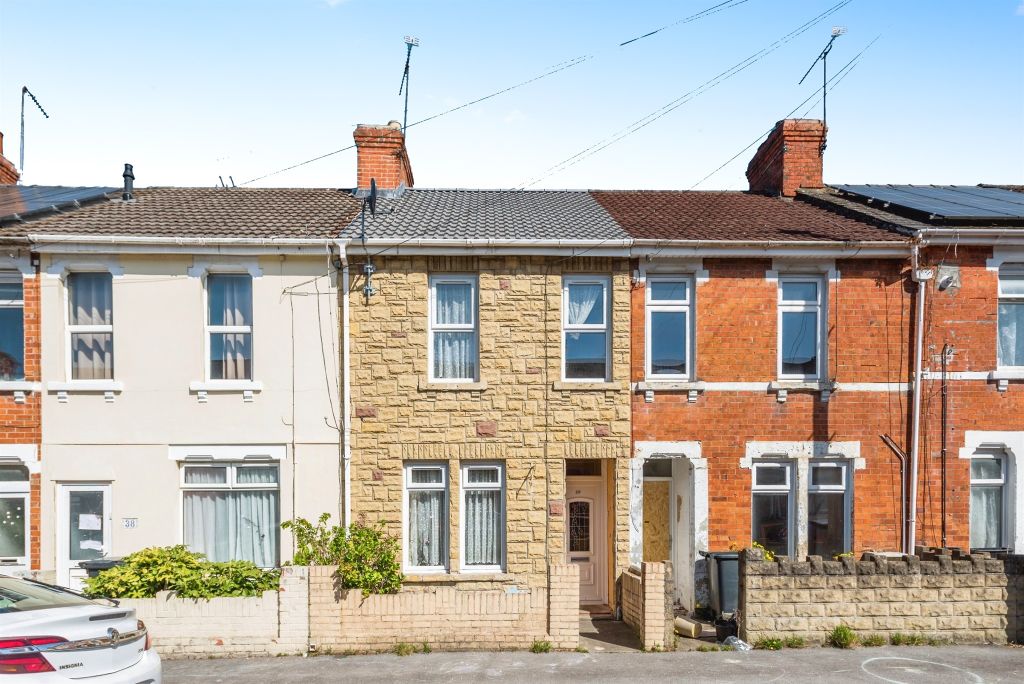 Property photo 3 of 12