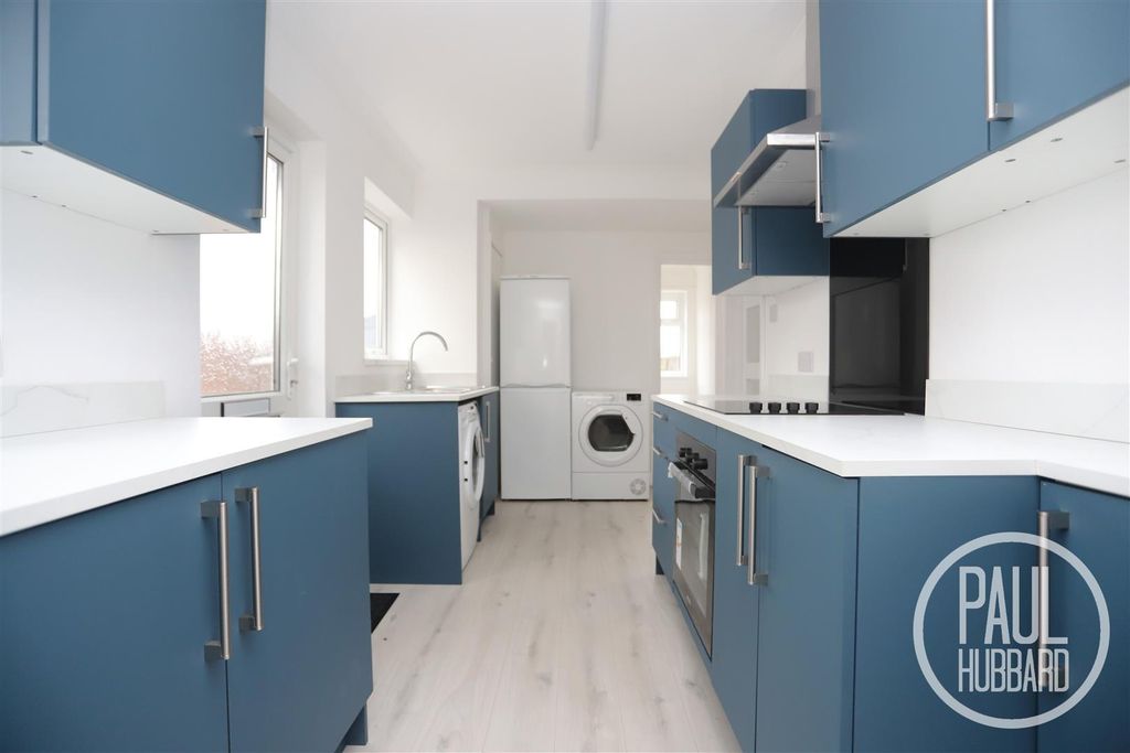 Property photo 2 of 18 Img_2164.Jpg