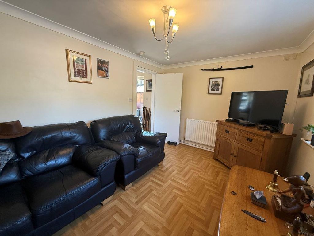 Property photo 3 of 7 2.Jpg