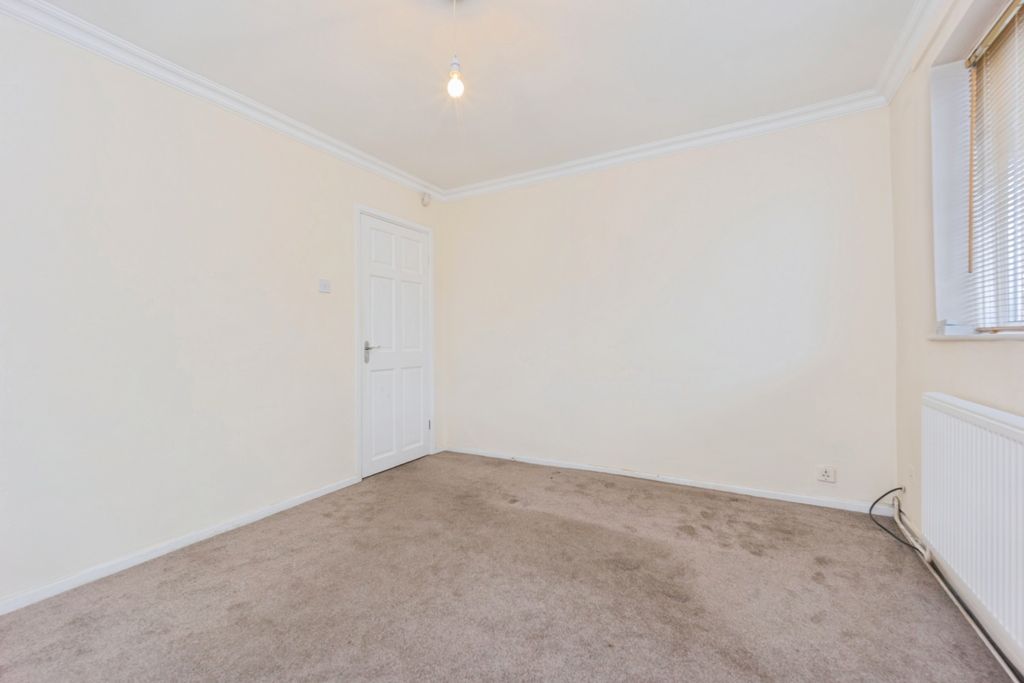 Property photo 3 of 13 Photo