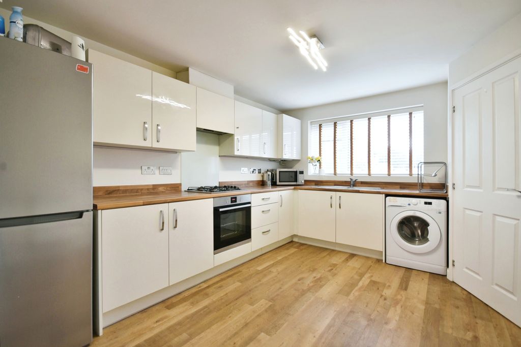 Property photo 2 of 17 Photography