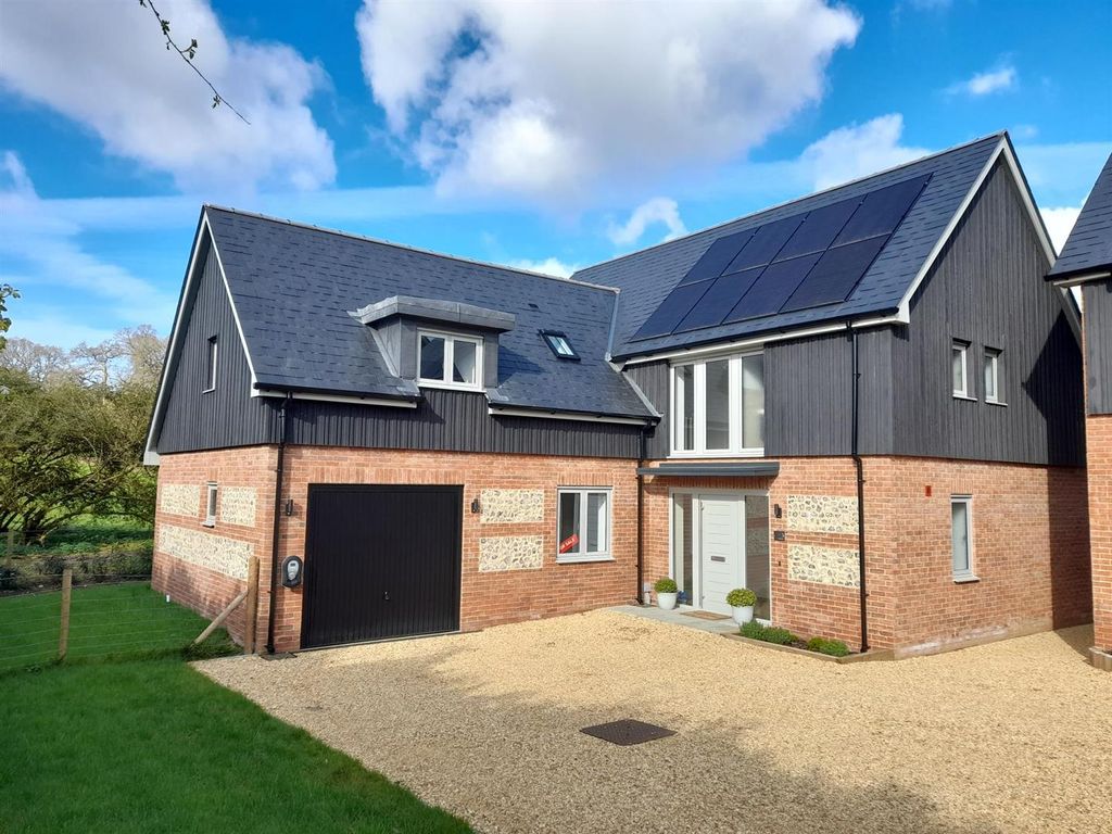 Property photo 1 of 22 April 26.Jpg