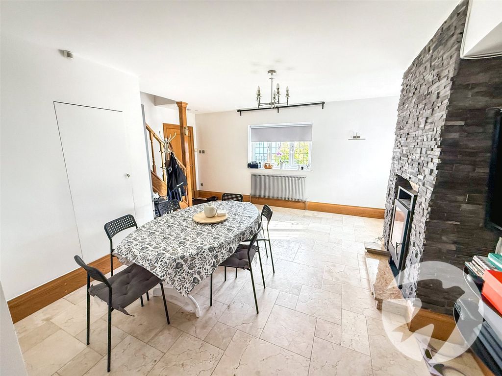 Property photo 3 of 11 Picture No. 11