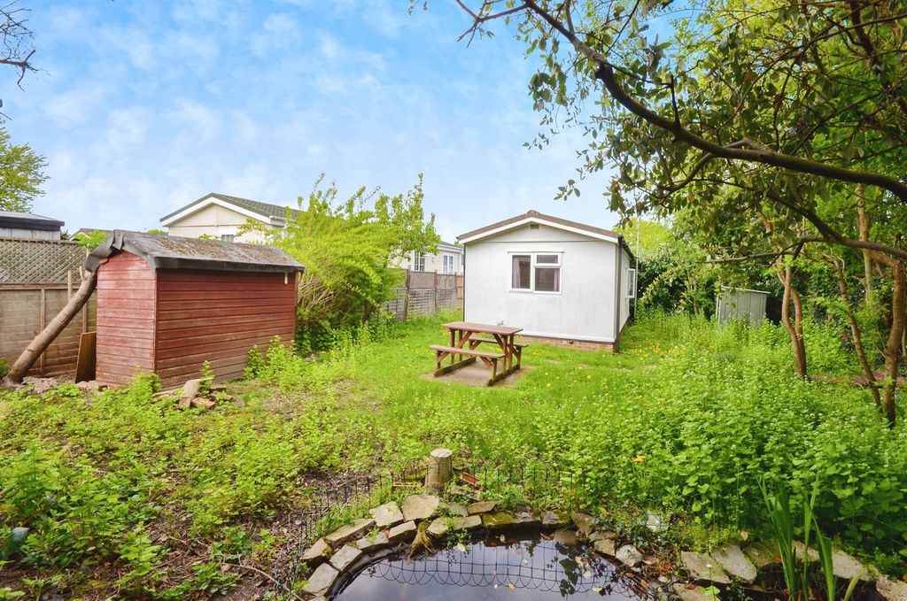 Property photo 2 of 14