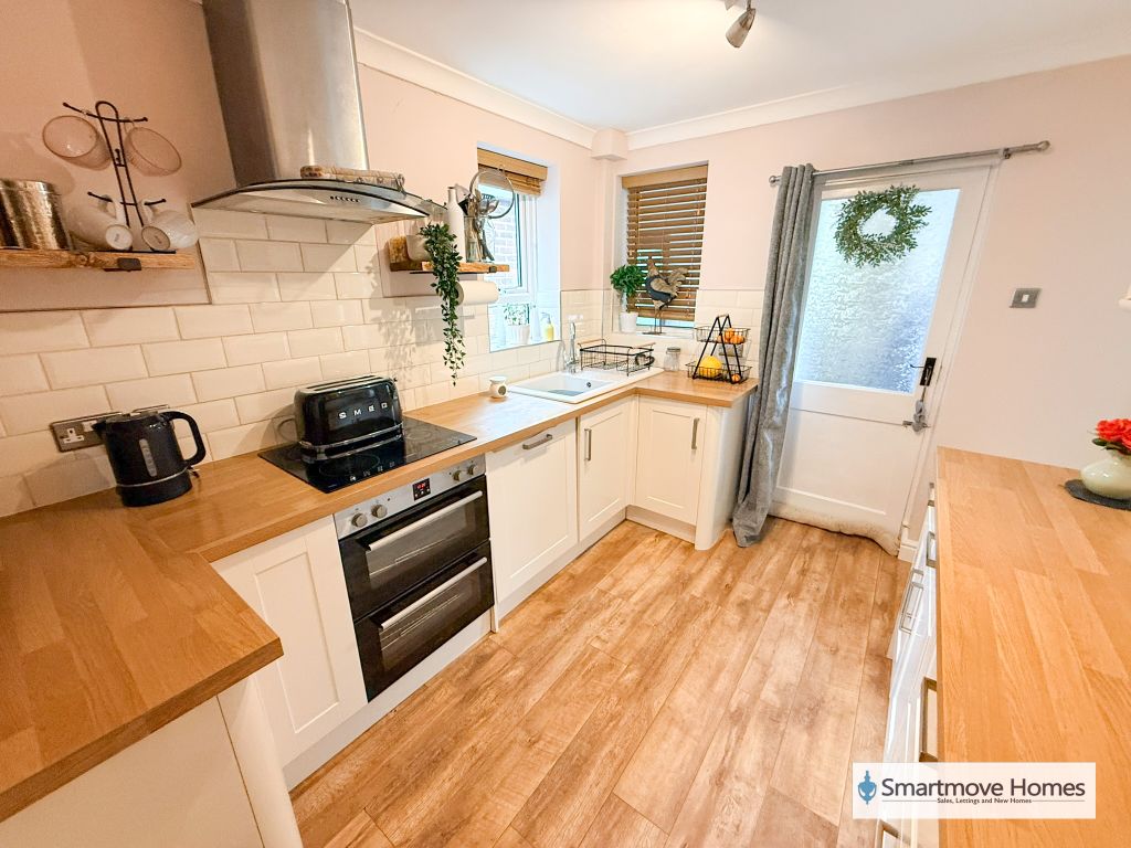 Property photo 2 of 16