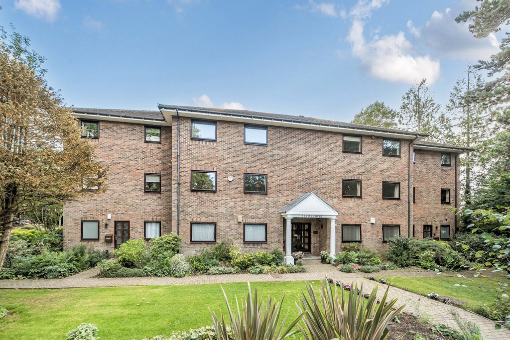 Property photo 2 of 21 1347362-1-68Bf07d...