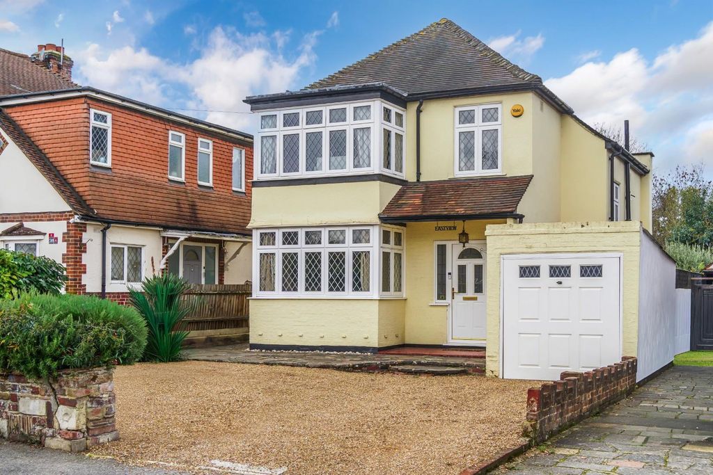 Property photo 1 of 20 Glenwood Road (7).Jpg