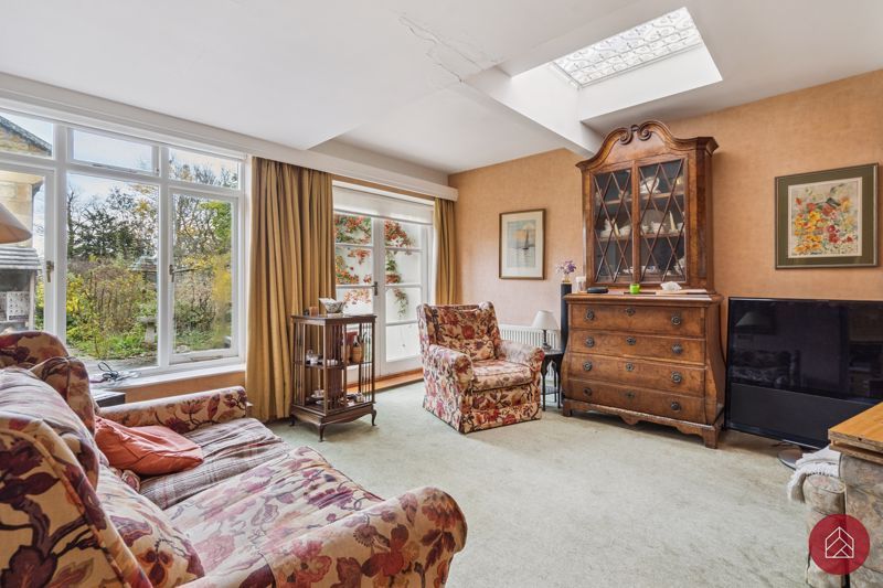 Property photo 3 of 25 Photo 7