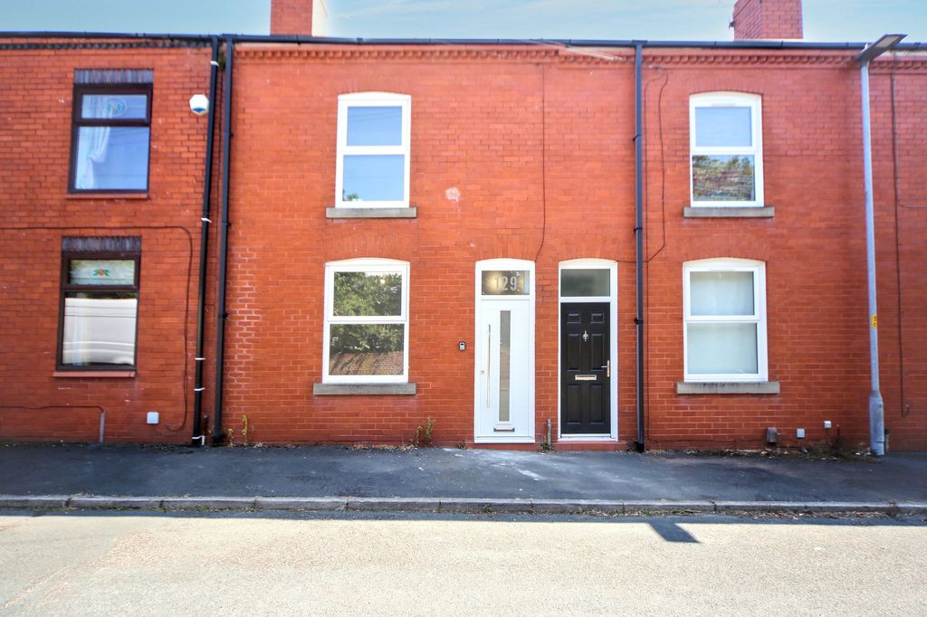 Property photo 1 of 19