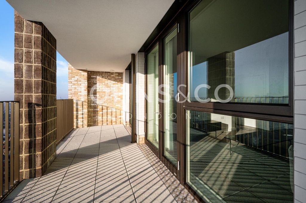 Property photo 1 of 3