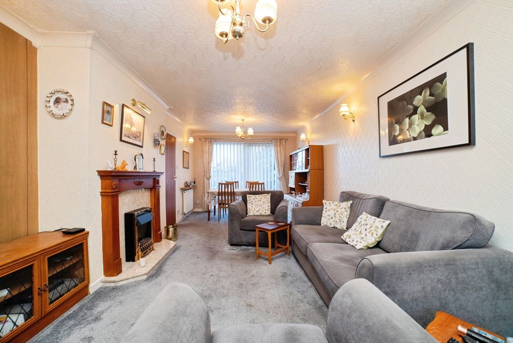 Property photo 2 of 15 Pbox-Img.Jpg