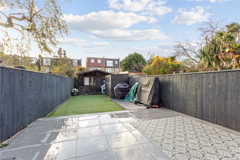 Property photo 3 of 12 Picture No. 12