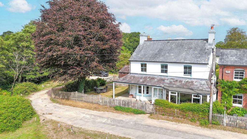 Property photo 1 of 22