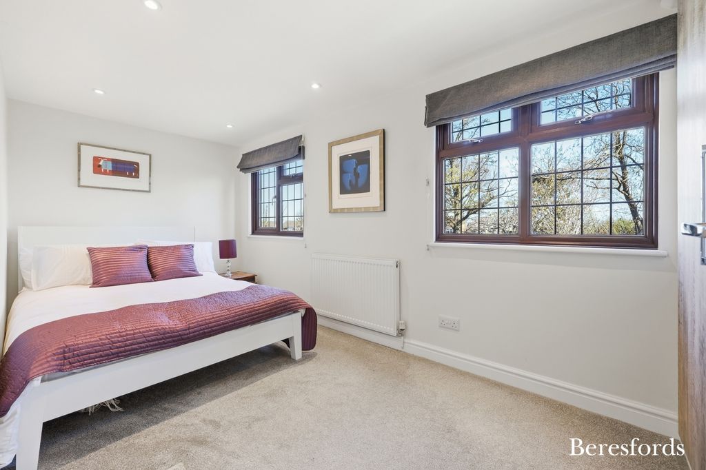 Additional image 16 of 3 bed detached house for saleHillhouse Drive, Billericay CM12