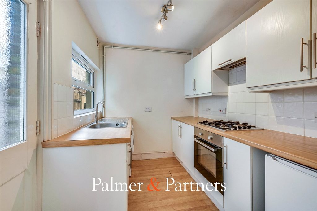 Property photo 3 of 20 Picture No. 08