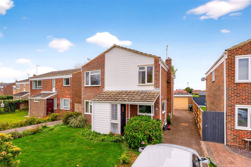 Property photo 1 of 22 Picture No. 04