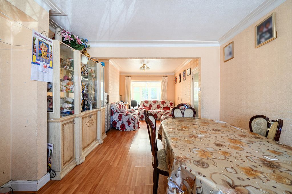 Property photo 3 of 20 1450169-3-69E8c34...