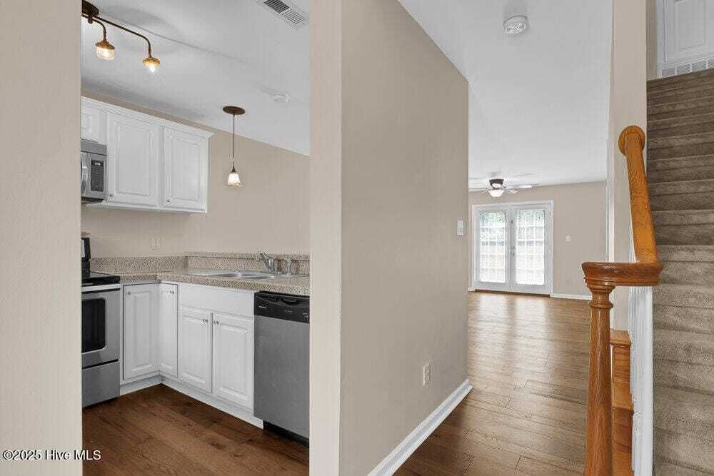 Property photo 3 of 23 <Alttext/>