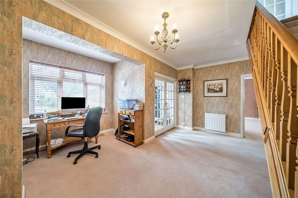Property photo 3 of 19 Picture No. 18